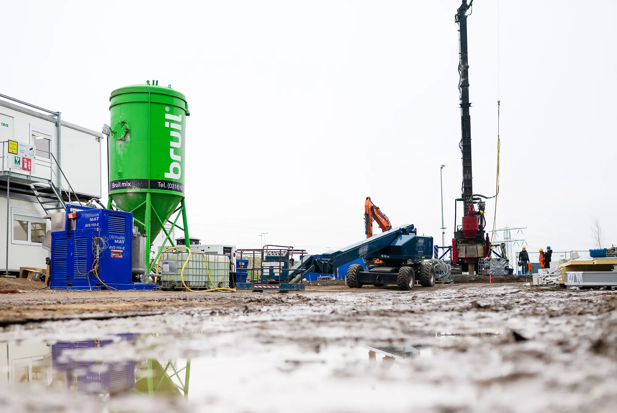 Aanbrengen grondverdringende boorpalen